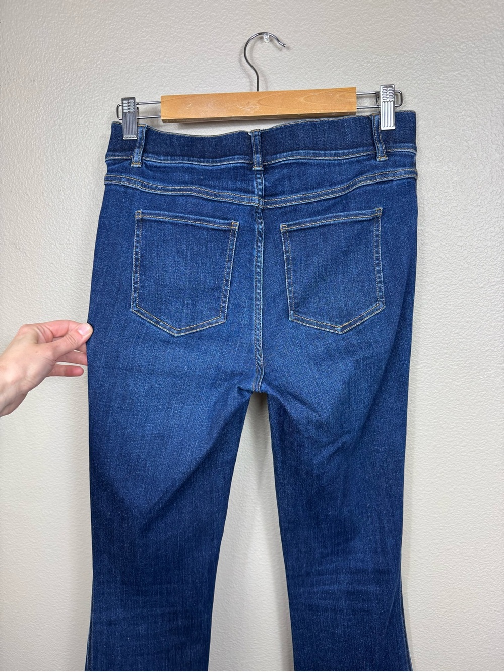 Spanx Flare Pull on Denim Jean Midnight Shade size small EUC A - Picture 6 of 13